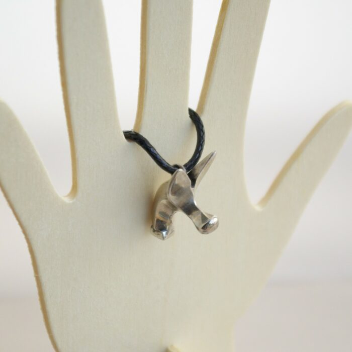 Pendentif tête de carnyx